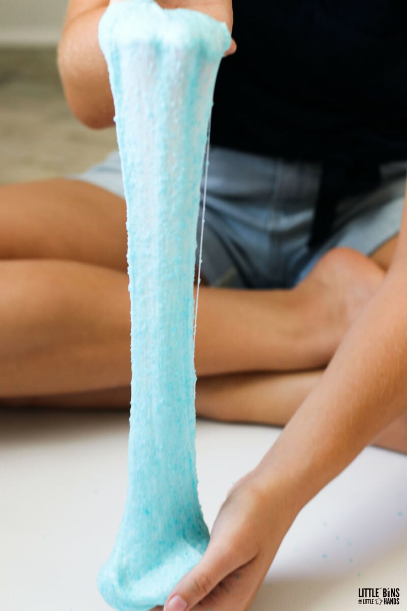 Cloud Slime Recipe Stretching